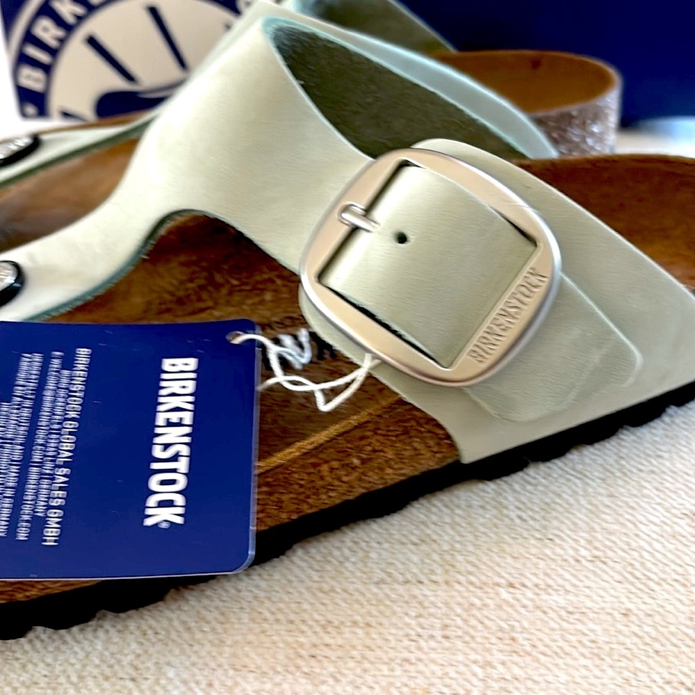 Birkenstock Gizeh Big Buckle Sandals. 38. Matcha, Light Green Color. NWT.